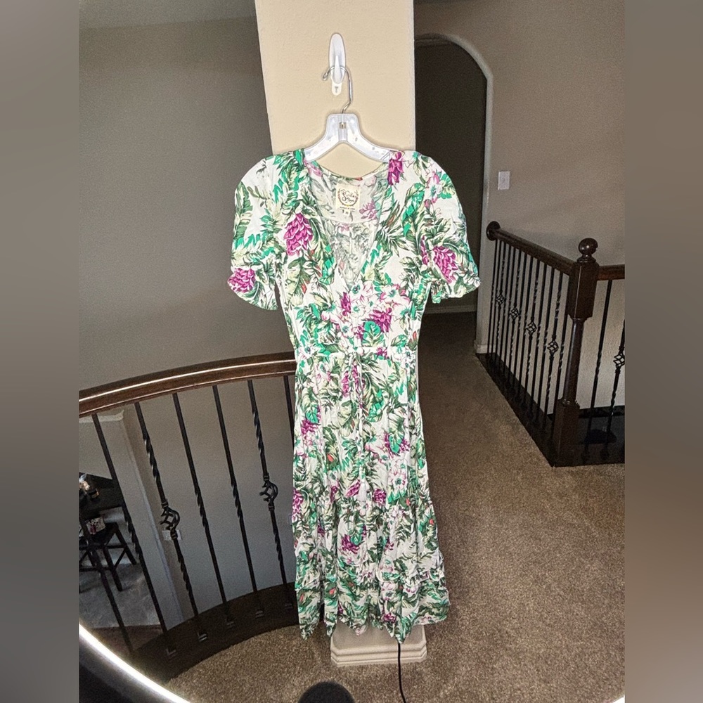 Sunday Mi Amor Floral Leaf Maxi Dress Size XS Bohemian Flower Vacation